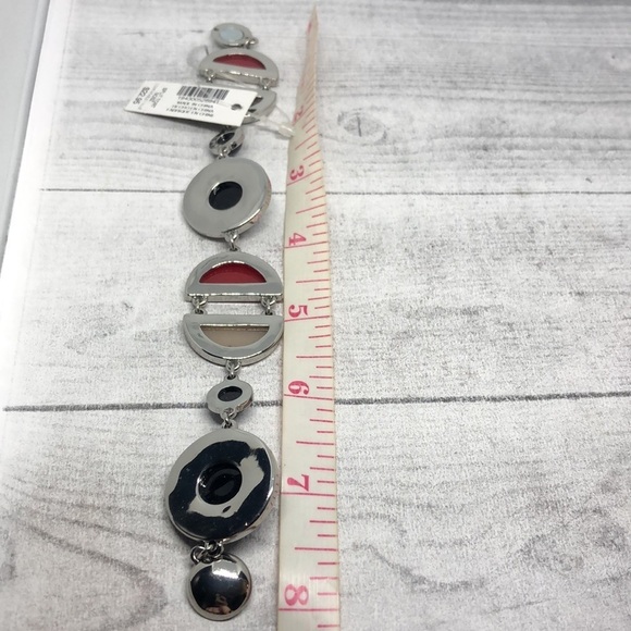 Chico's faux tortoise modernist statement magnetic bracelet. - Picture 4 of 6